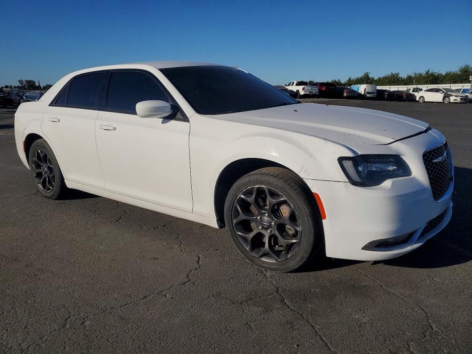2019 CHRYSLER 300 S 4