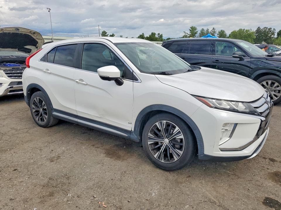 2019 MITSUBISHI ECLIPSE CROSS SE 4