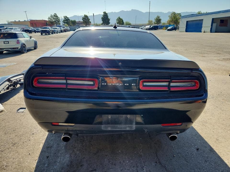 2018 DODGE CHALLENGER SXT 6