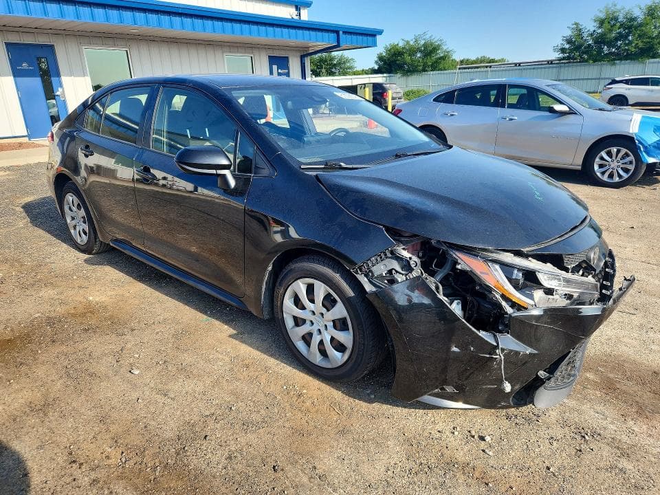 2022 TOYOTA COROLLA LE 4