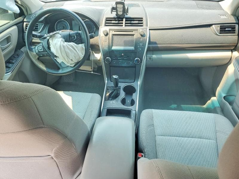 2017 TOYOTA CAMRY LE 8