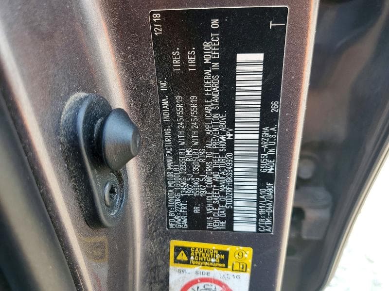 2019 TOYOTA HIGHLANDER LIMITED 14