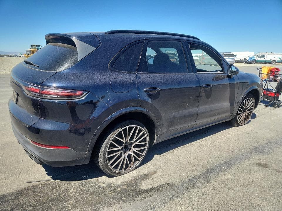 2019 PORSCHE CAYENNE 3