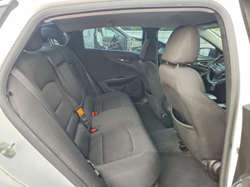 2018 CHEVROLET MALIBU LS 10