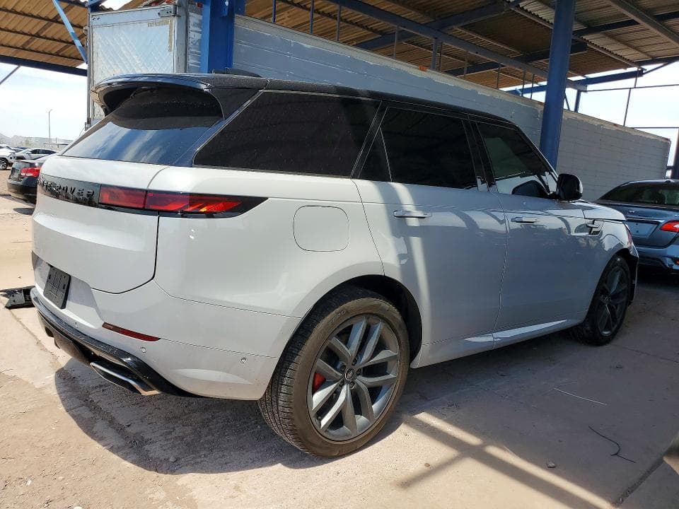 2025 LAND ROVER RANGE ROVER SPORT DYNAMIC SE 3