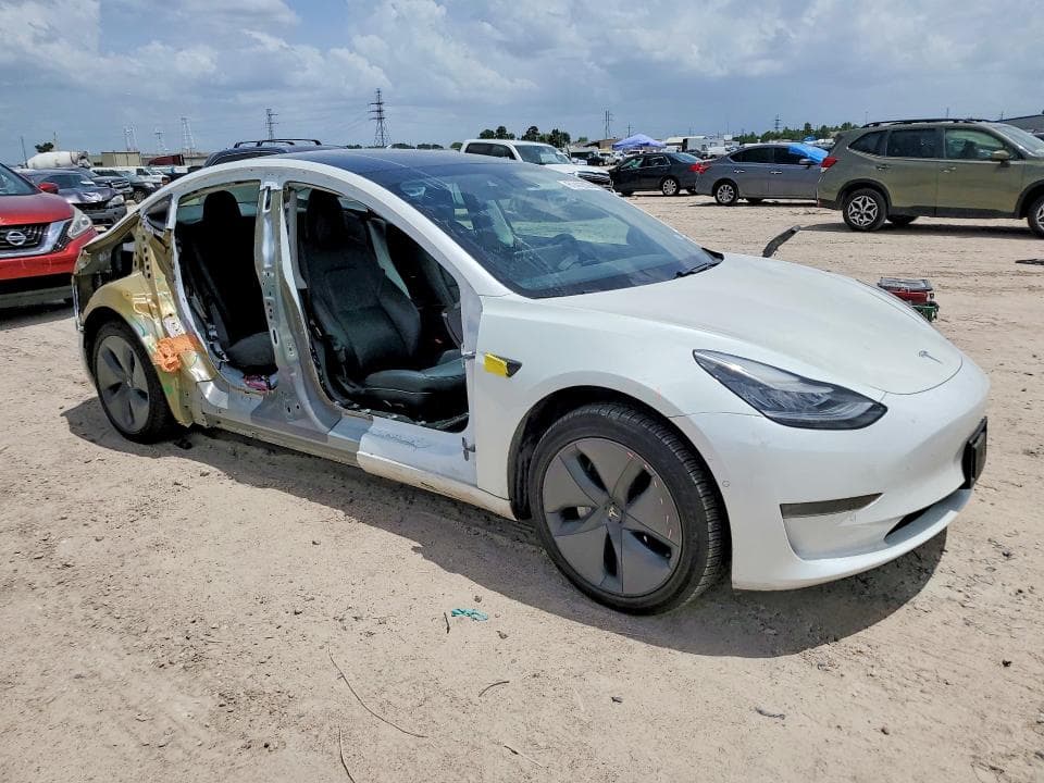 2020 TESLA MODEL 3 4