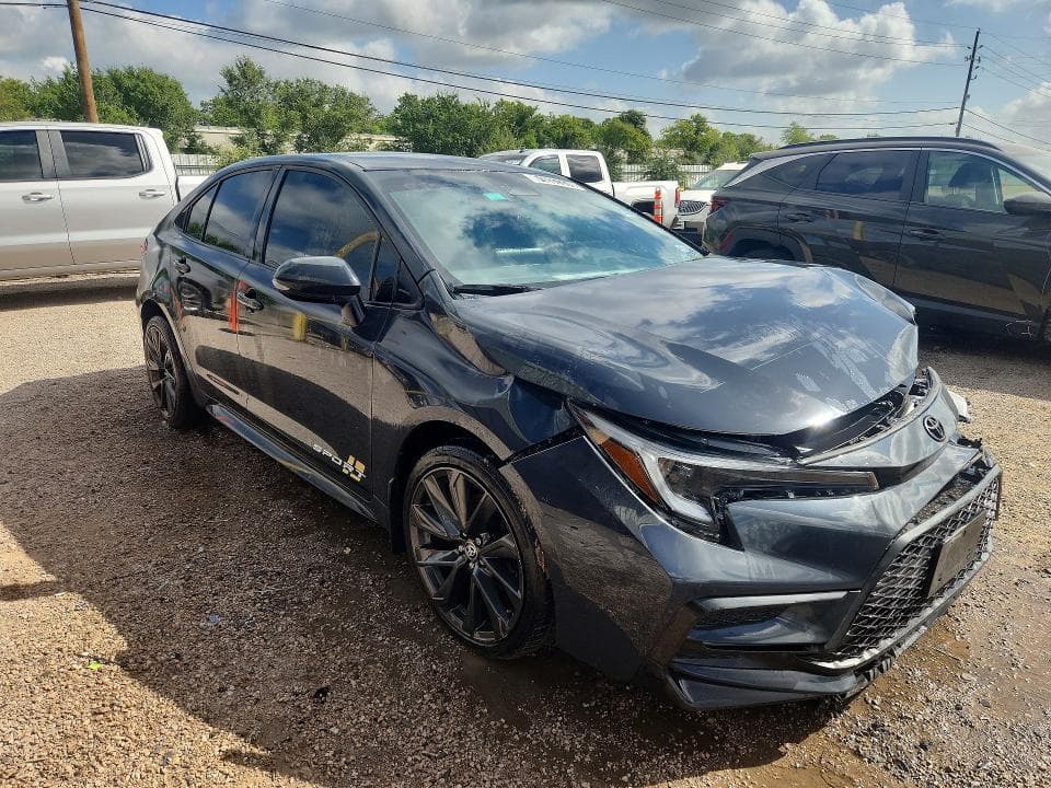 2024 TOYOTA COROLLA SE 4