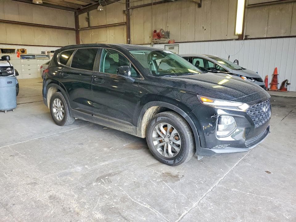 2019 HYUNDAI SANTA FE SE 4