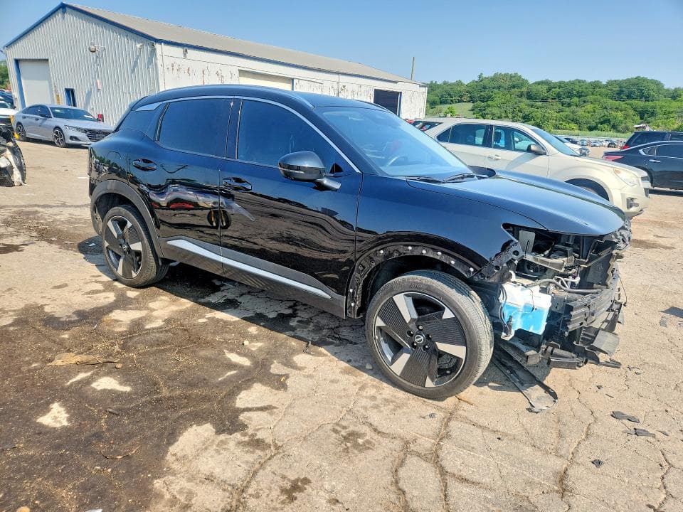 2025 NISSAN KICKS SR 4