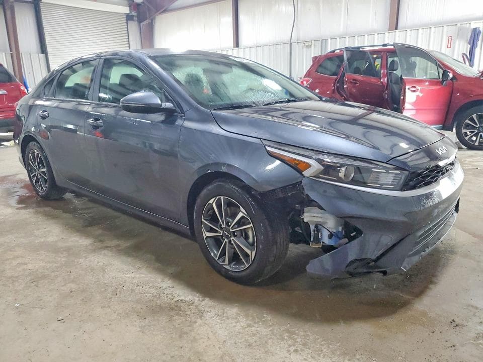 2024 KIA FORTE LXS 4