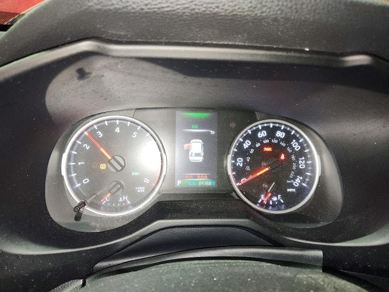 2020 TOYOTA RAV4 LE 9