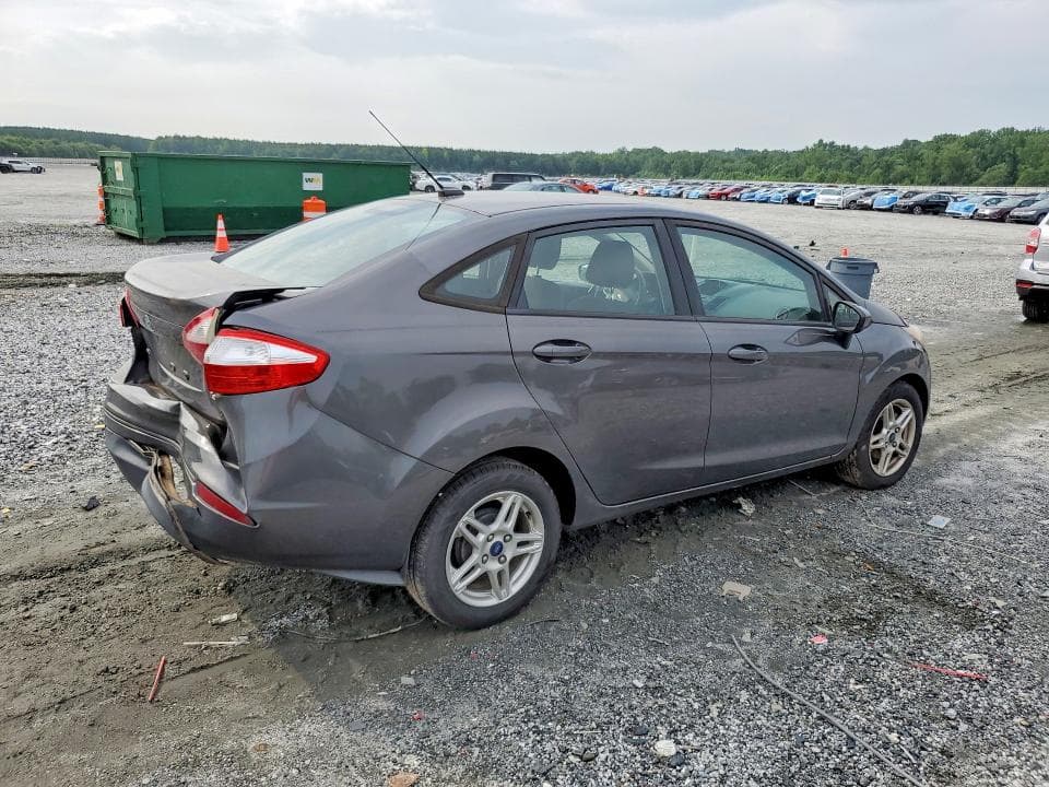 2017 FORD FIESTA SE 3