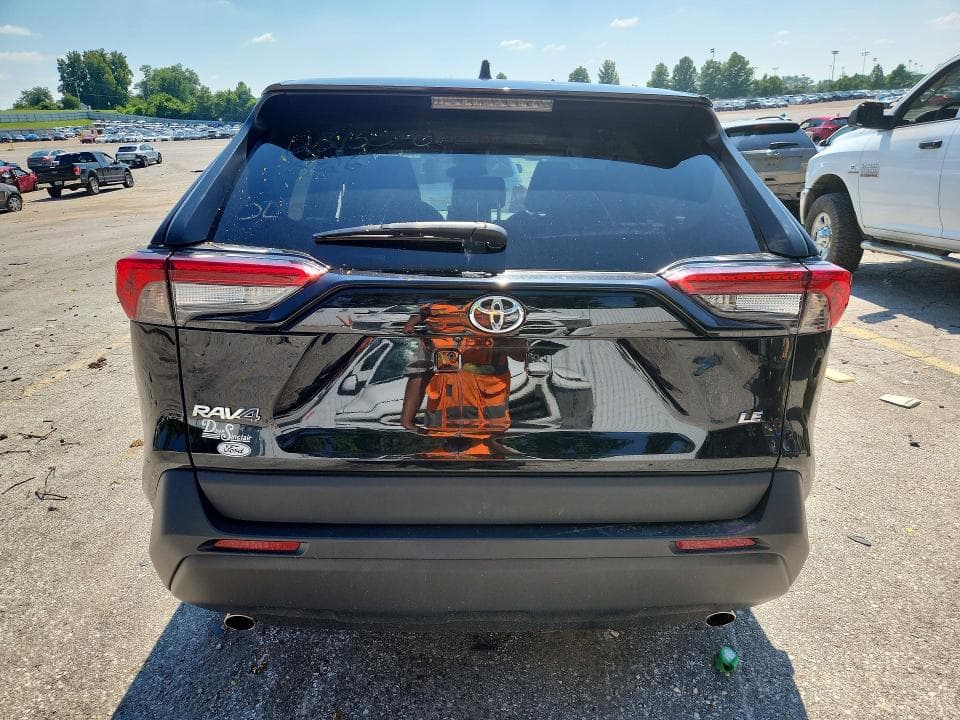 2024 TOYOTA RAV4 LE 6