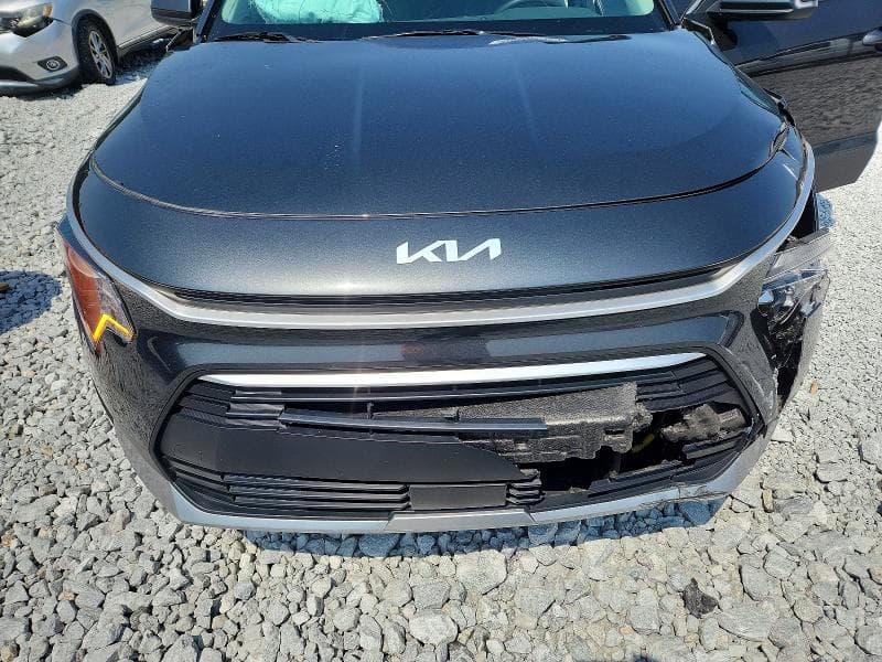 2023 KIA NIRO EX 11