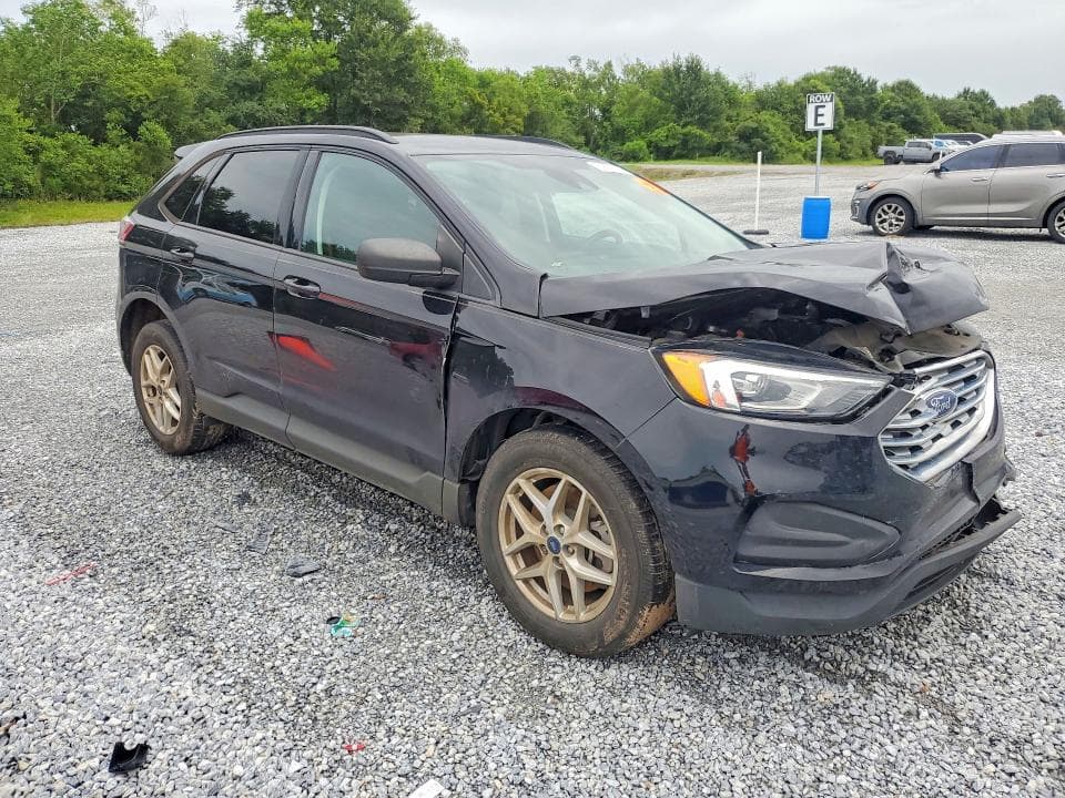 2022 FORD EDGE SE 4