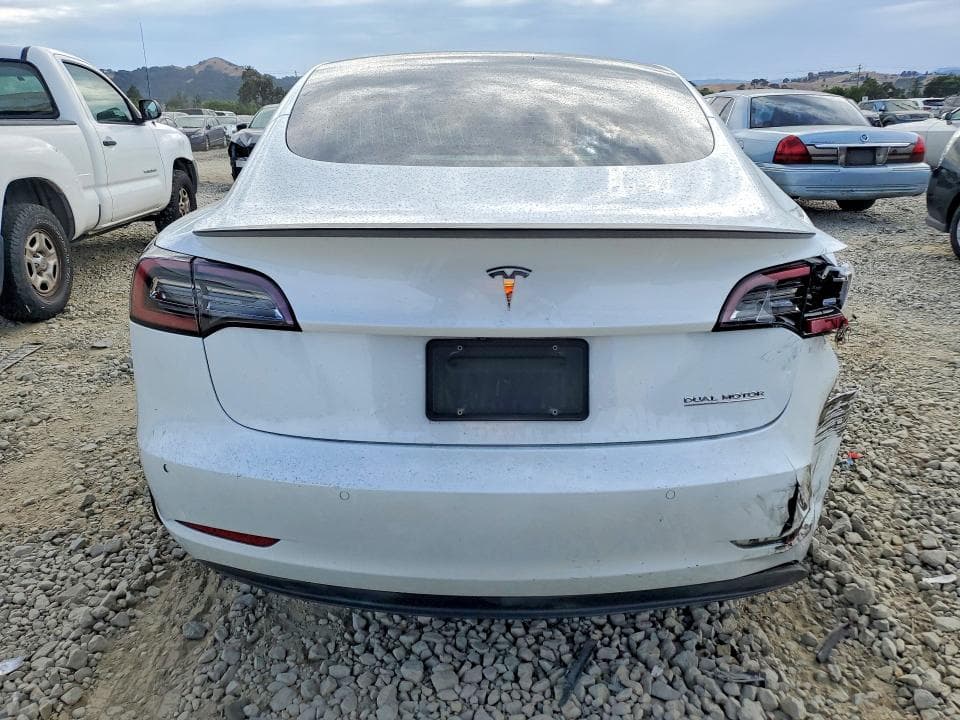 2020 TESLA MODEL 3 6