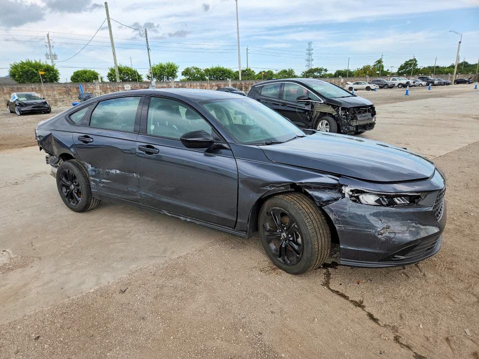 2025 HONDA ACCORD SE 4
