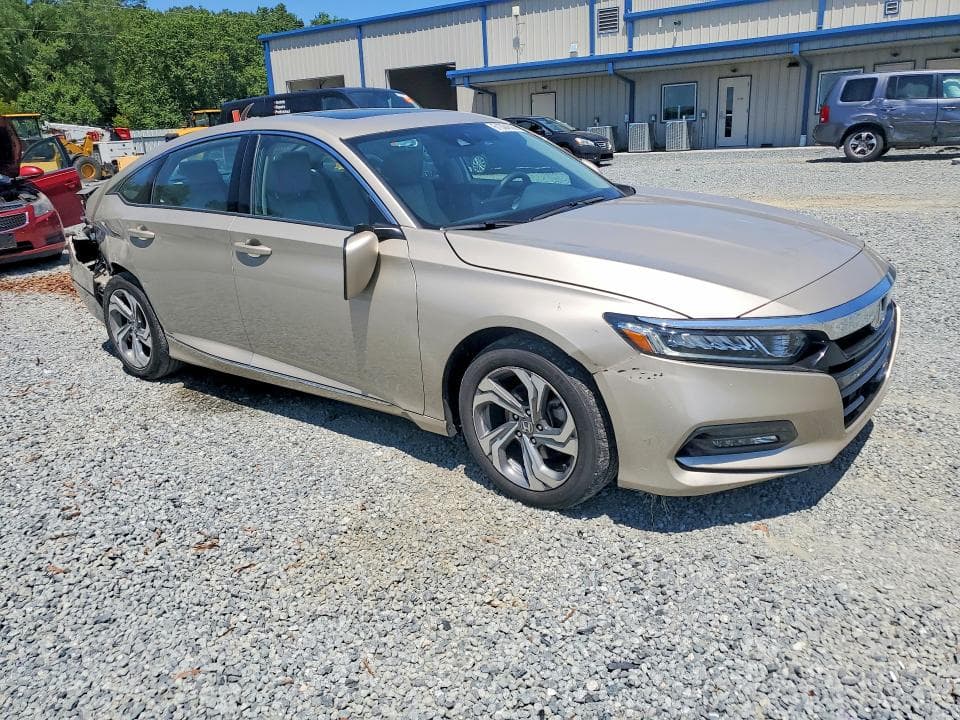 2020 HONDA ACCORD EX 4
