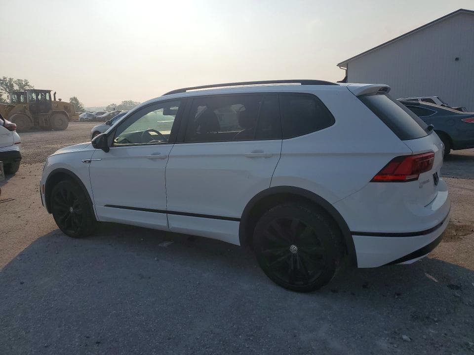 2021 VOLKSWAGEN TIGUAN SE 2