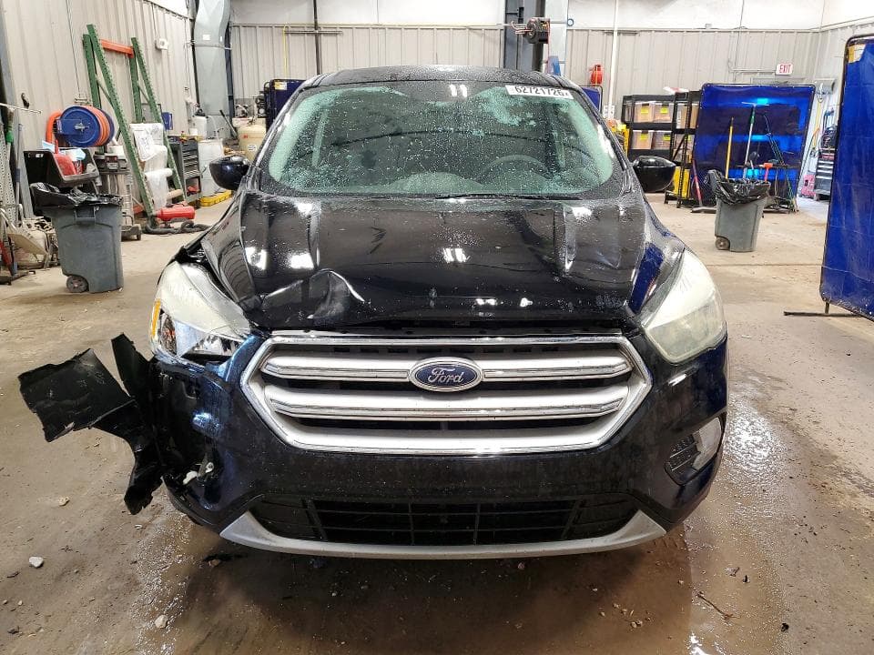 2017 FORD ESCAPE SE 5
