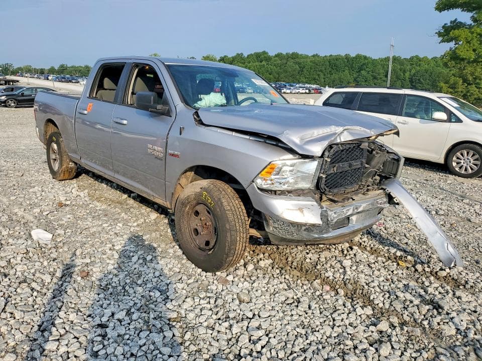 2020 RAM 1500 CLASSIC SLT 4