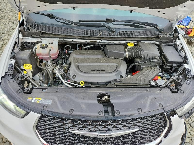2024 CHRYSLER PACIFICA TOURING L 12
