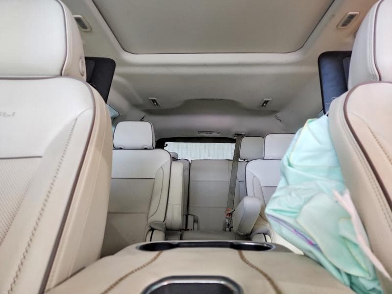 2021 GMC YUKON DENALI 10
