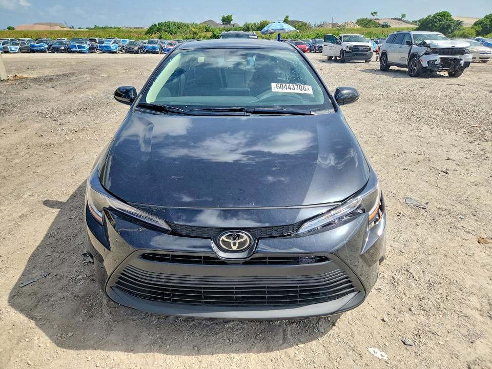 2026 TOYOTA COROLLA LE 5