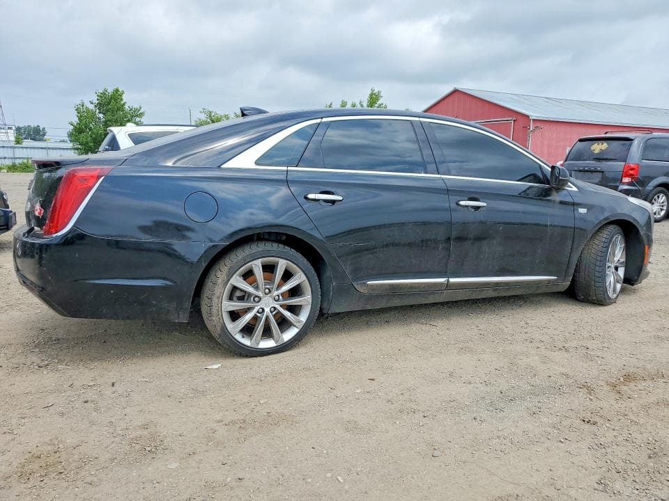 2018 CADILLAC XTS 3