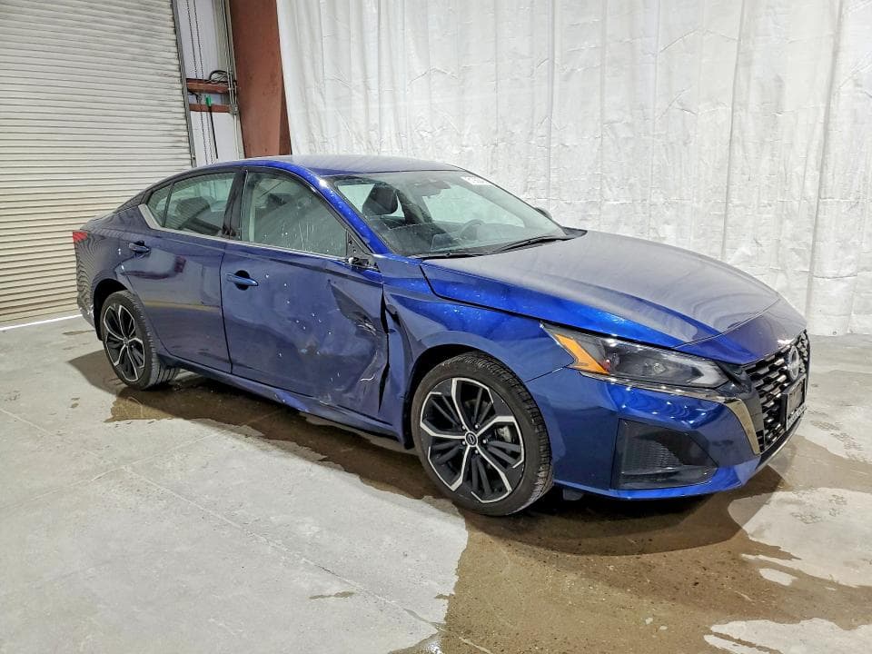 2024 NISSAN ALTIMA SR 4