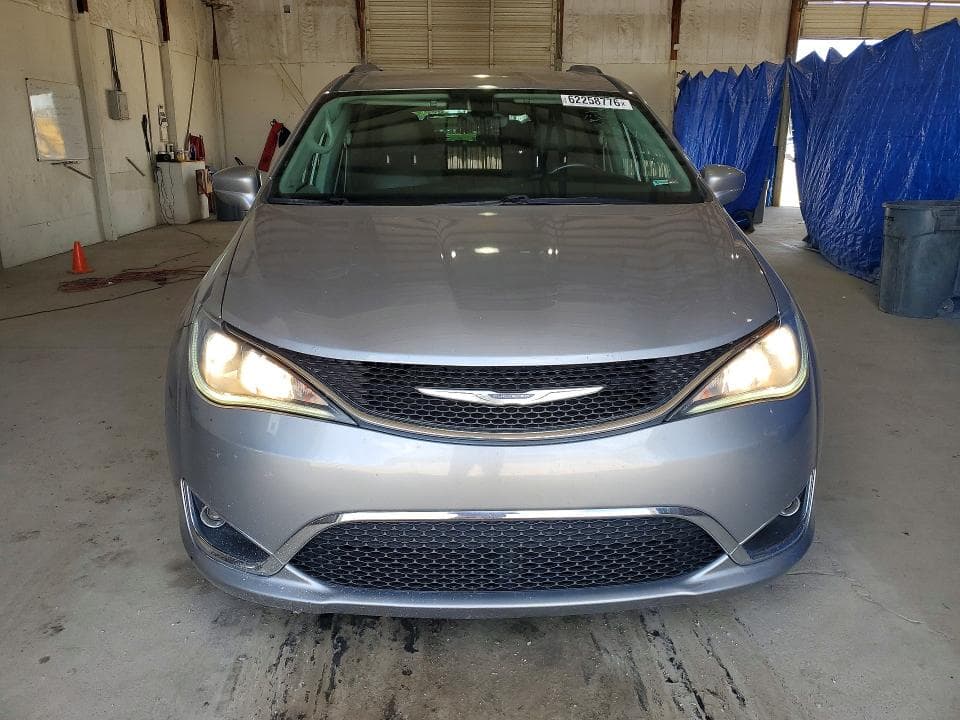 2017 CHRYSLER PACIFICA TOURING L 5