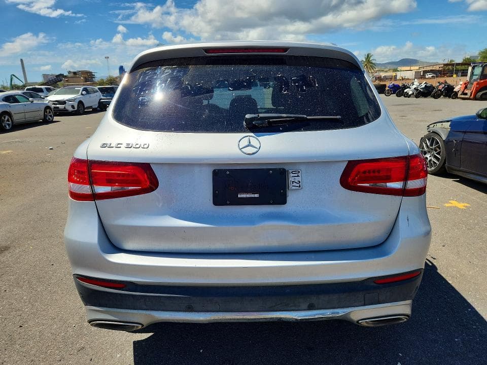 2017 MERCEDES-BENZ GLC 300 300 6