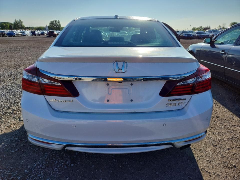 2017 HONDA ACCORD EX 6