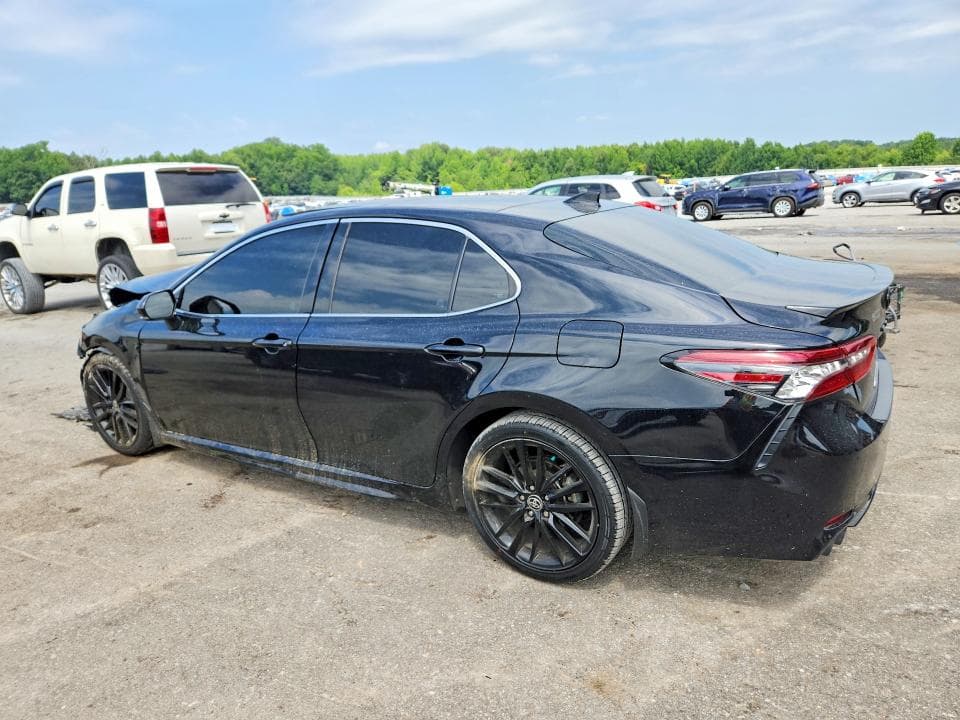 2023 TOYOTA CAMRY XSE 2