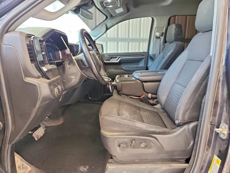 2023 CHEVROLET SILVERADO K1500 LT 7