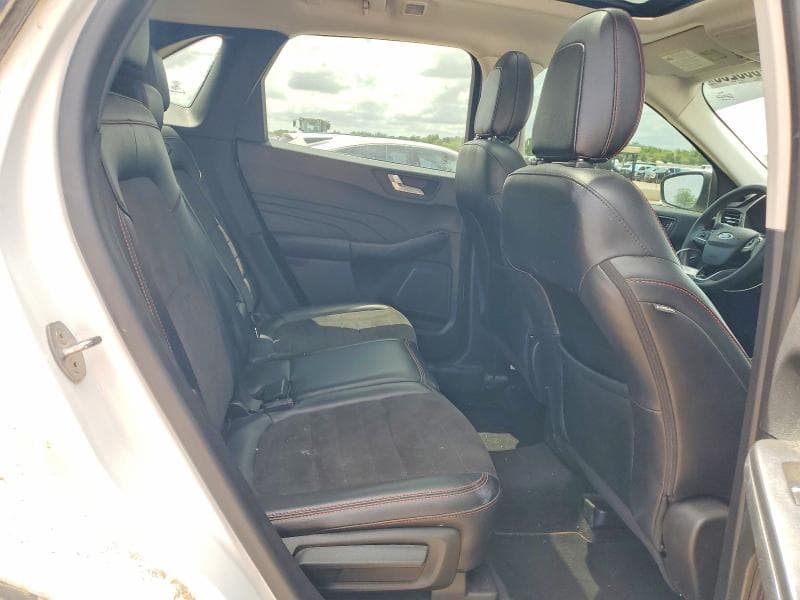 2022 FORD ESCAPE SEL 11