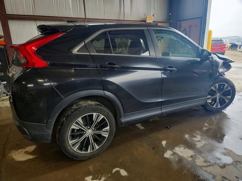 2018 MITSUBISHI ECLIPSE CROSS LE 3