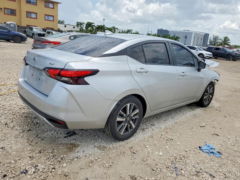 2021 NISSAN VERSA SV 3