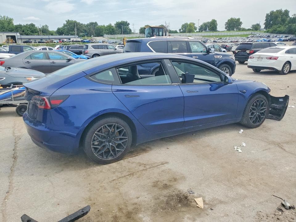 2023 TESLA MODEL 3 3
