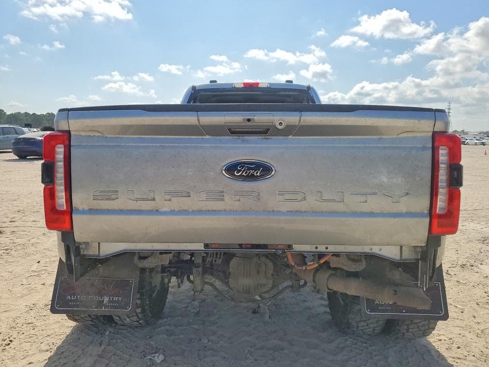 2024 FORD F350 SUPER DUTY 6