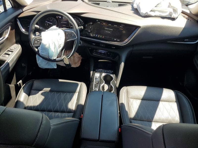 2023 BUICK ENVISION AVENIR 8