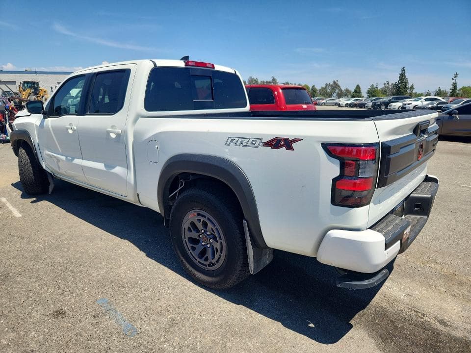 2025 NISSAN FRONTIER PRO-4X 2