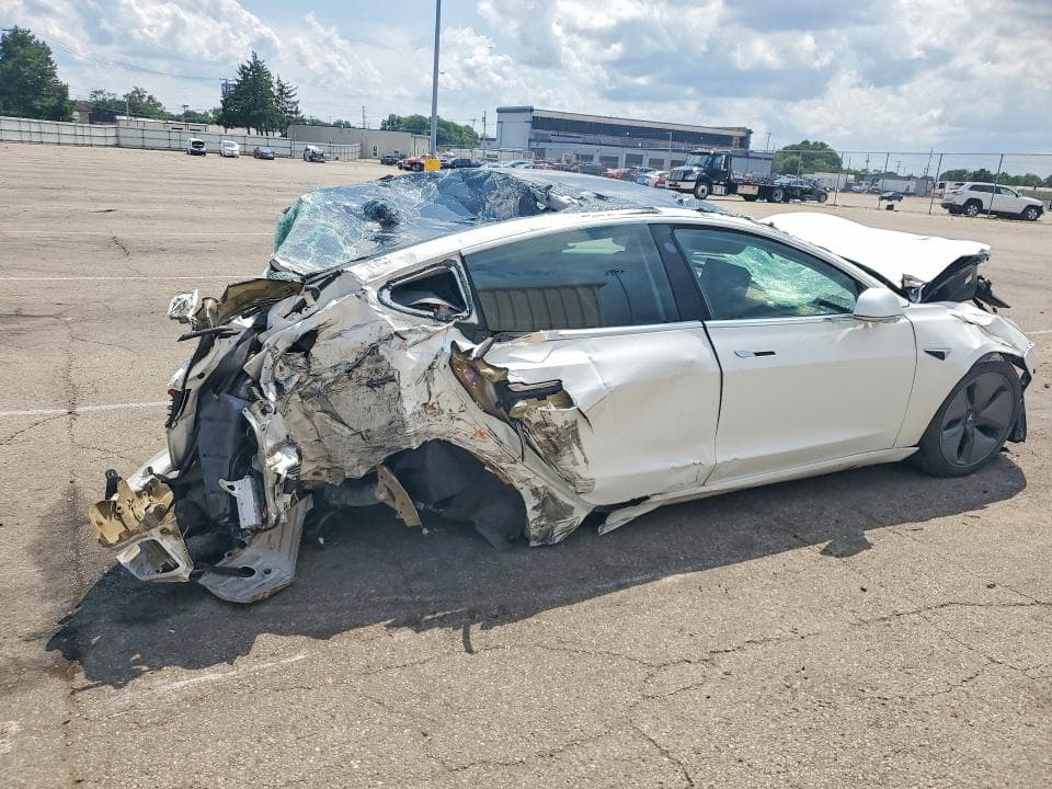 2019 TESLA MODEL 3 3