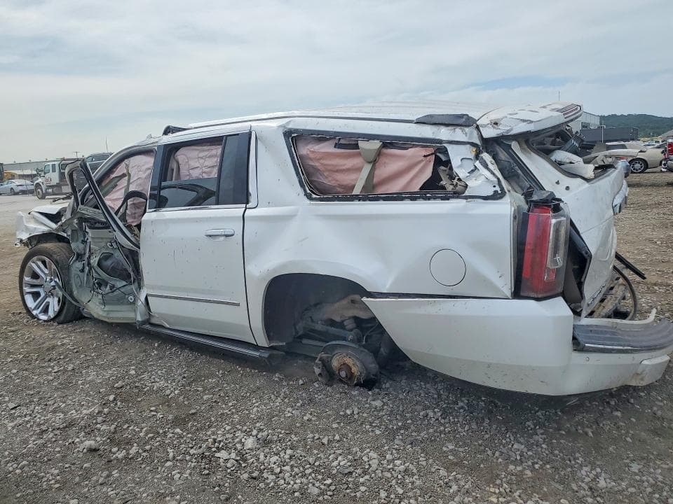 2018 GMC YUKON XL DENALI 2