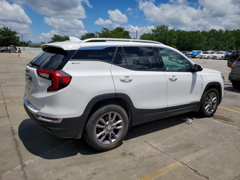 2023 GMC TERRAIN SLT 3