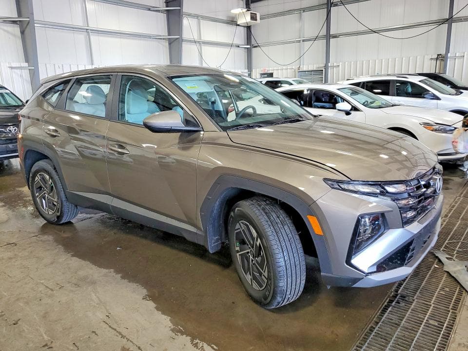 2026 HYUNDAI TUCSON BLUE SE 4