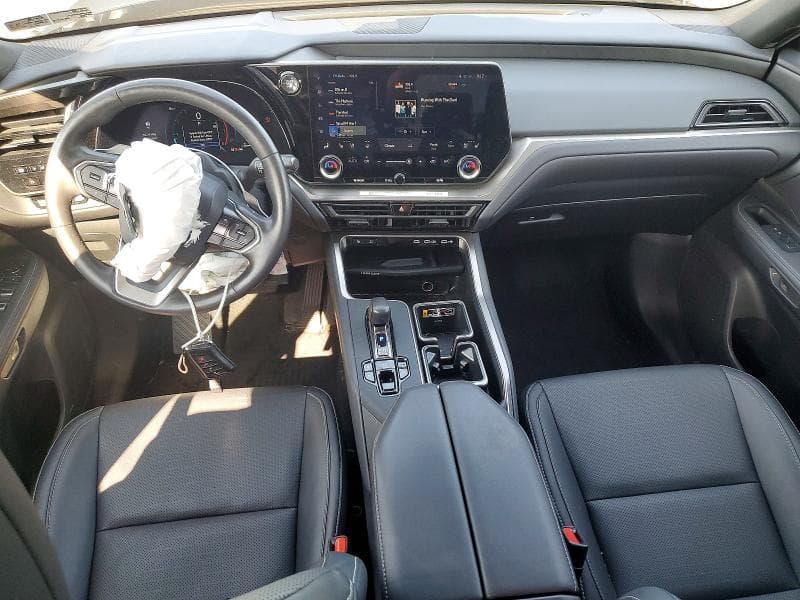 2025 LEXUS TX 8