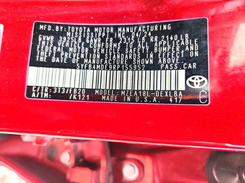 2024 TOYOTA COROLLA LE 12