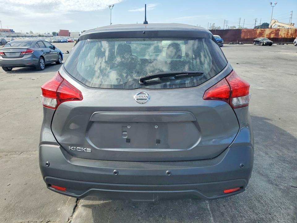 2020 NISSAN KICKS S 6