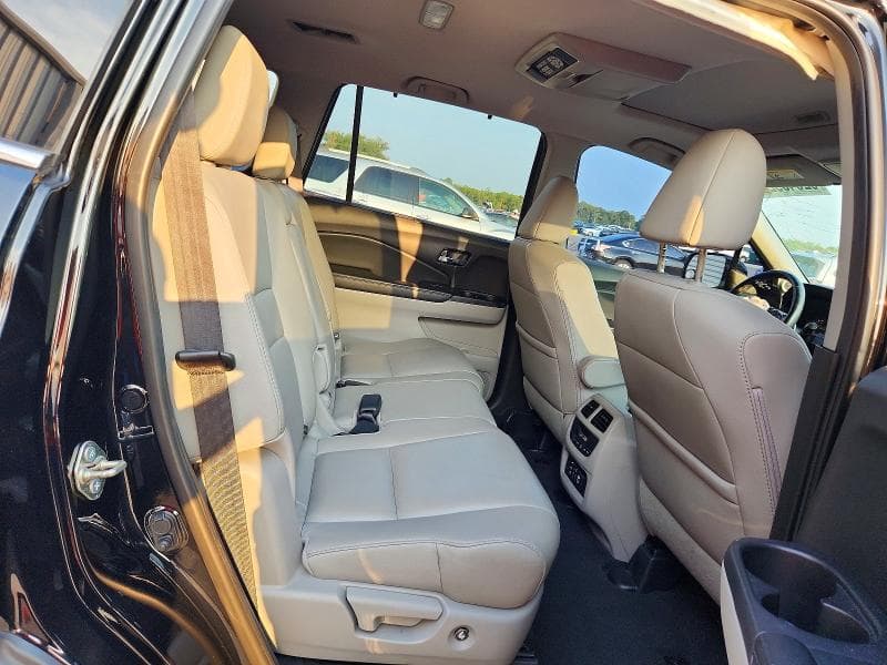 2017 HONDA PILOT TOURING 11